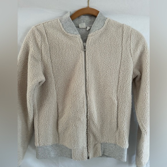 Cute Gap Bomber Jacket size XS. - Picture 3 of 5